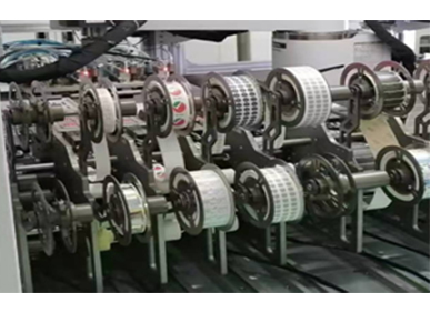 多层标签供料器